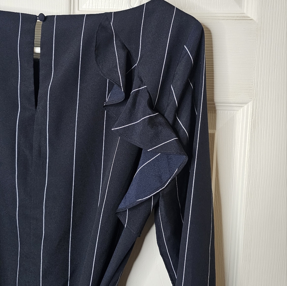 Banana Republic Women’s Dress Asymmetrical Ruffle Blue White Stripe Small - Picture 6 of 10